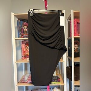 Lanston Elegant Black Drape Skirt size small nwt